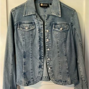 Jean jacket with rhinestone details